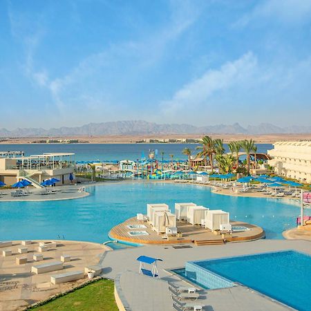 The V Luxury Resort Sahl Hasheesh 洪加達 外观 照片 View of the resort