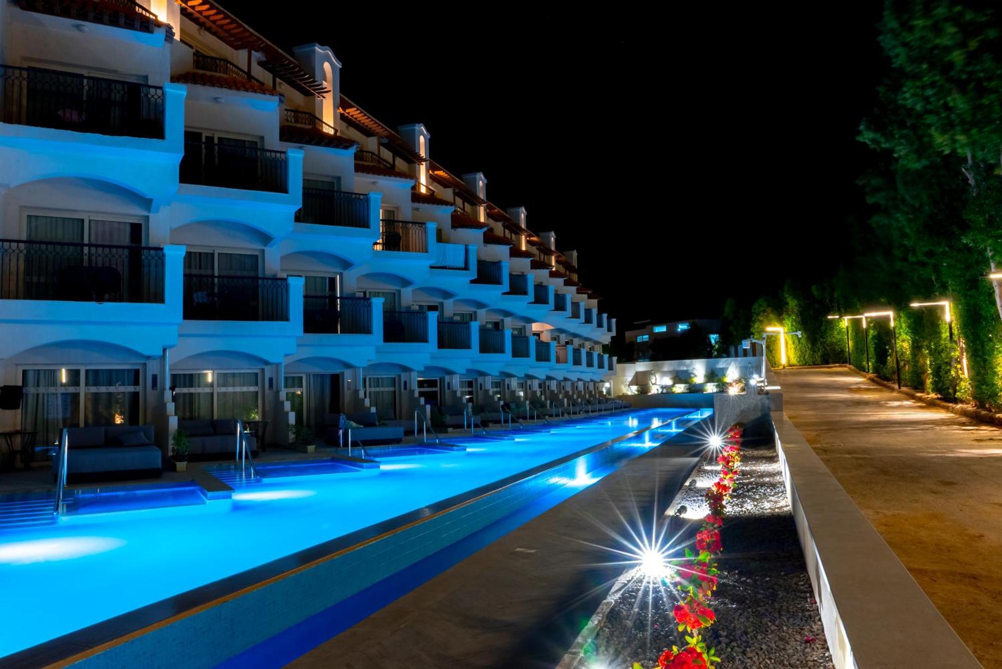The V Luxury Resort Sahl Hasheesh 洪加達 外观 照片