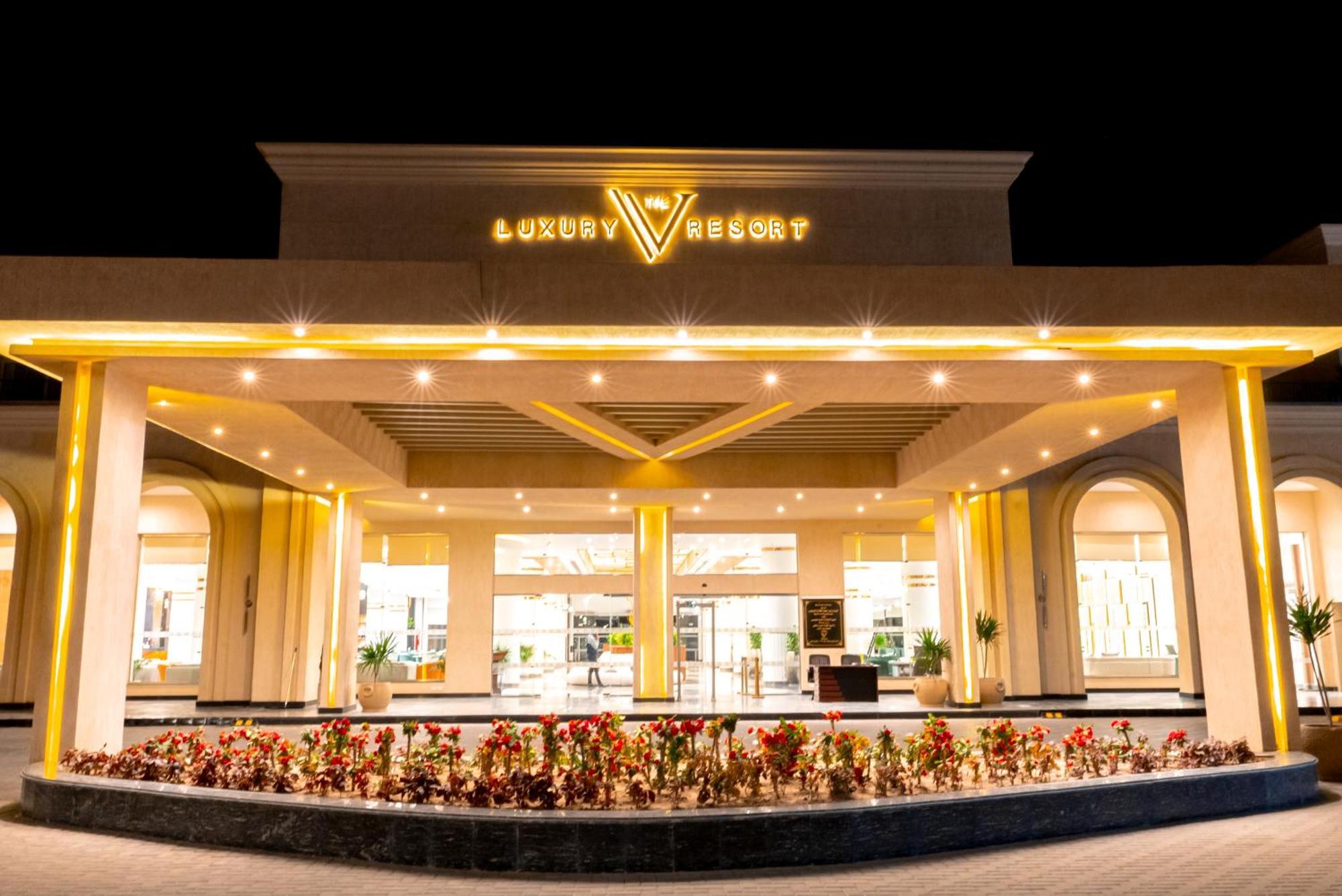 The V Luxury Resort Sahl Hasheesh 洪加達 外观 照片 Luxury Village