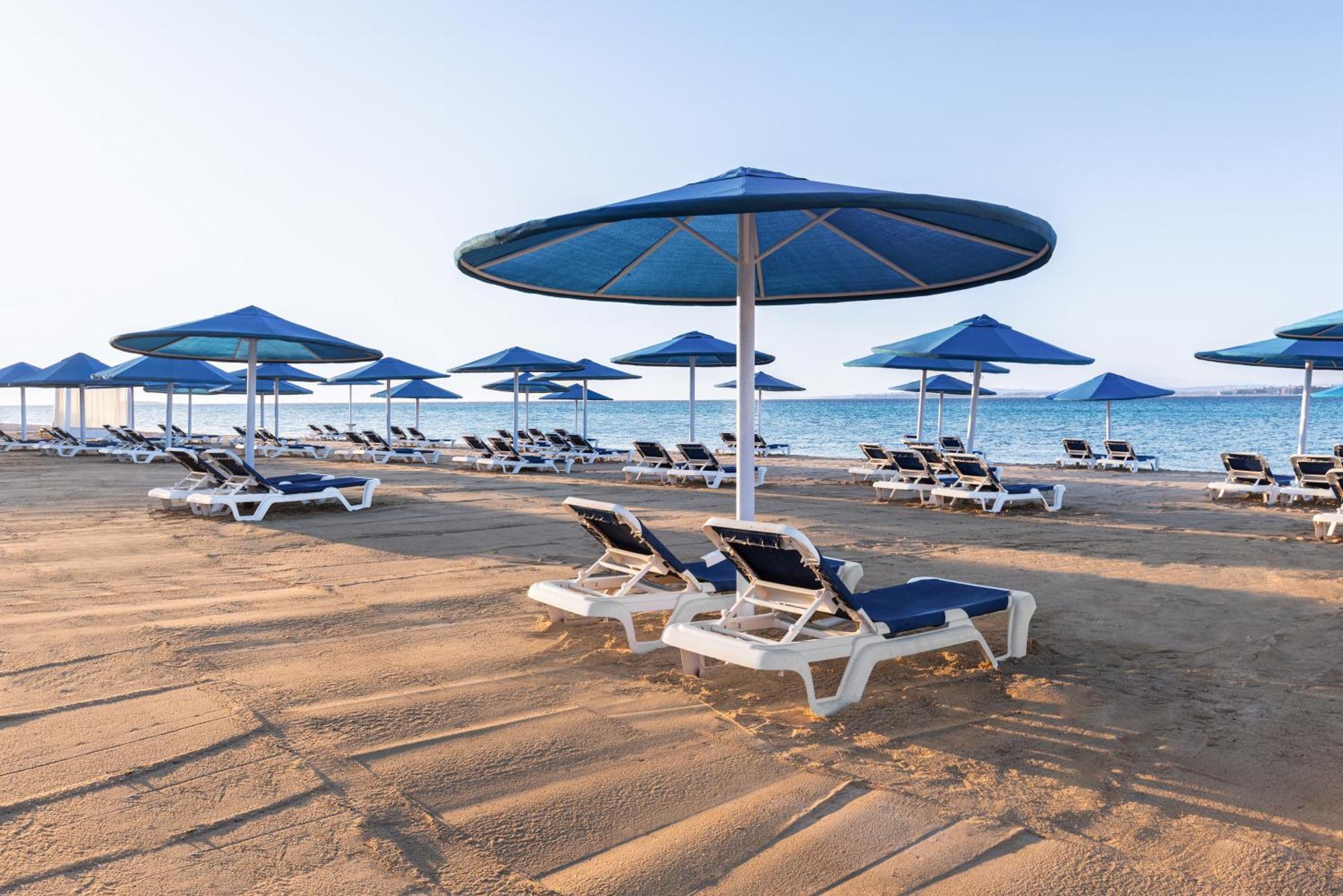 The V Luxury Resort Sahl Hasheesh 洪加達 外观 照片 Beach at the Grand Resort