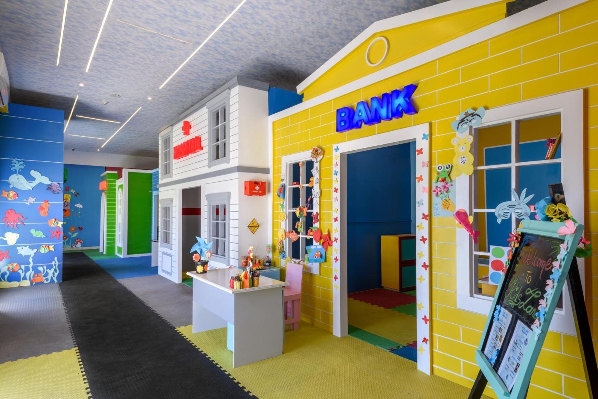 The V Luxury Resort Sahl Hasheesh 洪加達 外观 照片 The Children's Museum of Oak Ridge
